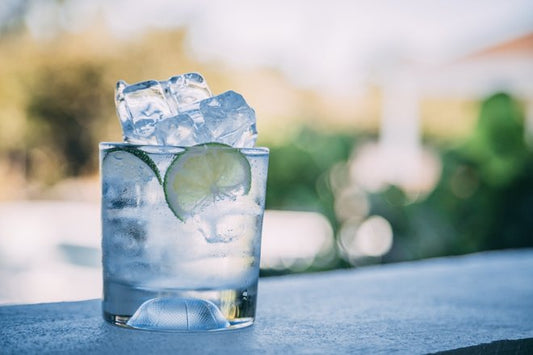 Gin Tonic: la ricetta e gli ingredienti del Cocktail Gin Tonic