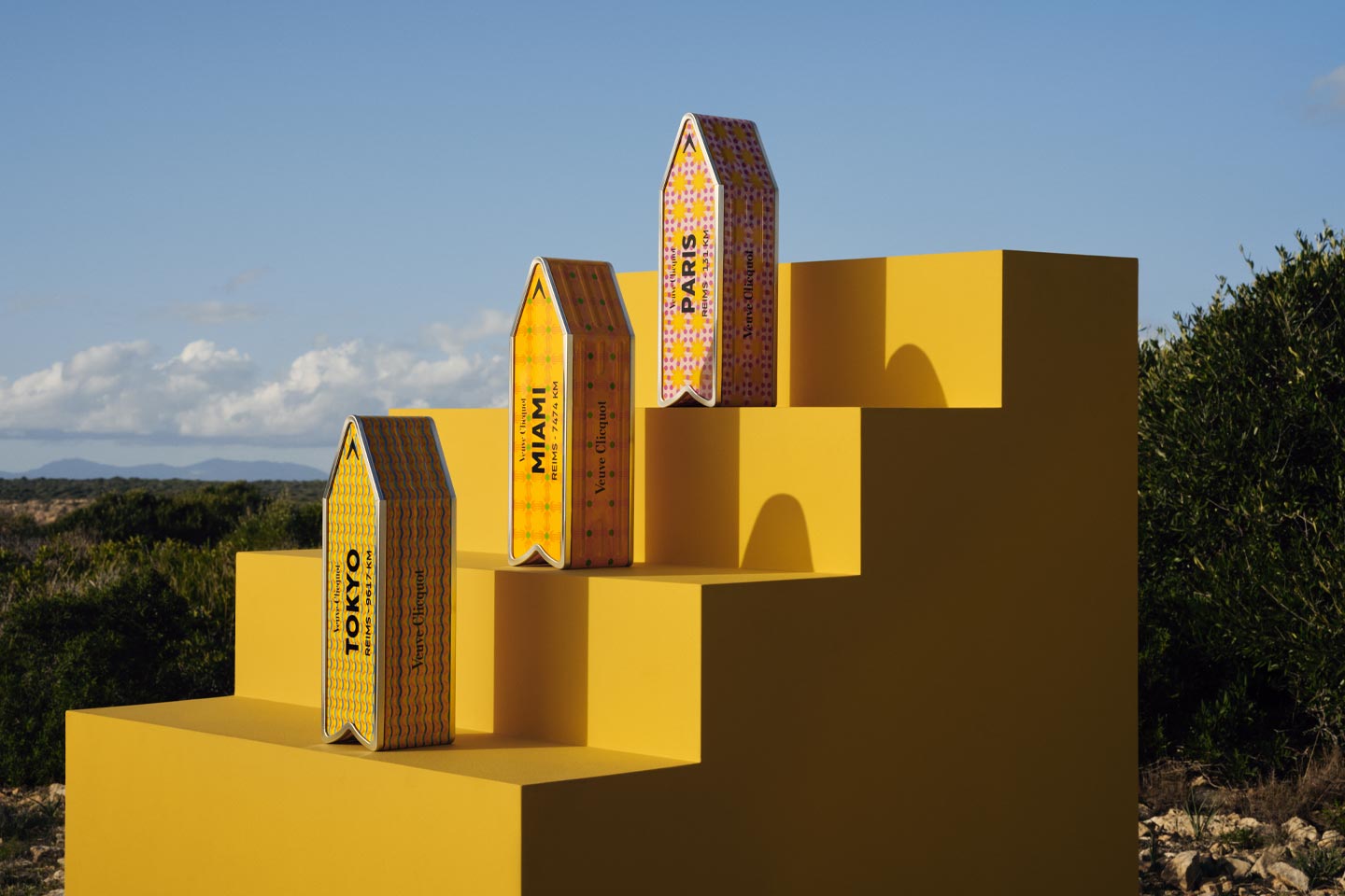 Personalizza le nuove Veuve Clicquot Arrow firmate da Yinka Ilori