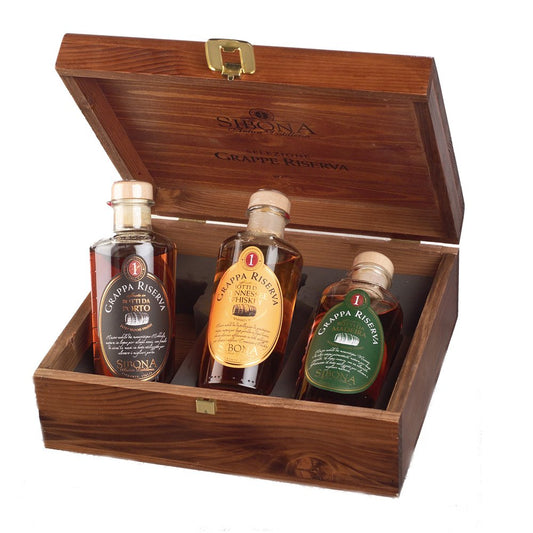 Grappa Riserva Affinata in Botti da Madeira + Grappa Riserva Affinata in Botti da Tennessee Whiskey + Grappa Riserva Affinata in Botti di Porto - Sibona (0.5l - cofanetto)